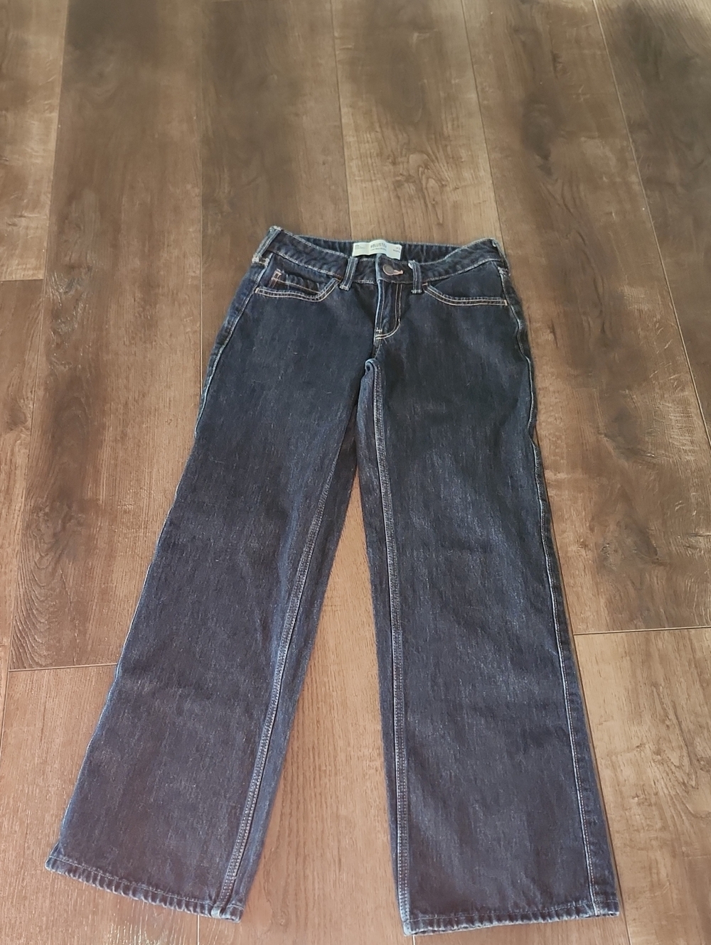 Hollister Dark Indigo Low Rise Baggy Size 24